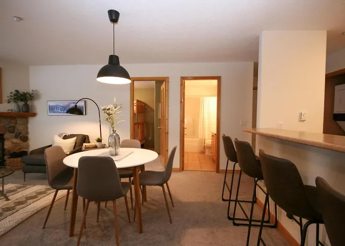 2Br In Crystal Forest, Ski In, Ski Out, Fireplace, Private Hot Tub, Steps To The Village